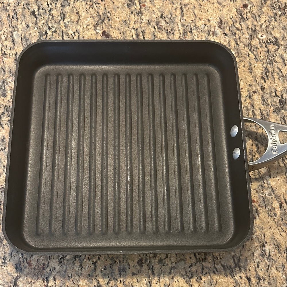 Calphalon Nonstick 11” Square Grill Pan in Black